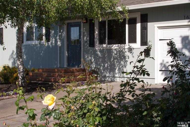 1621 Weaverly Dr