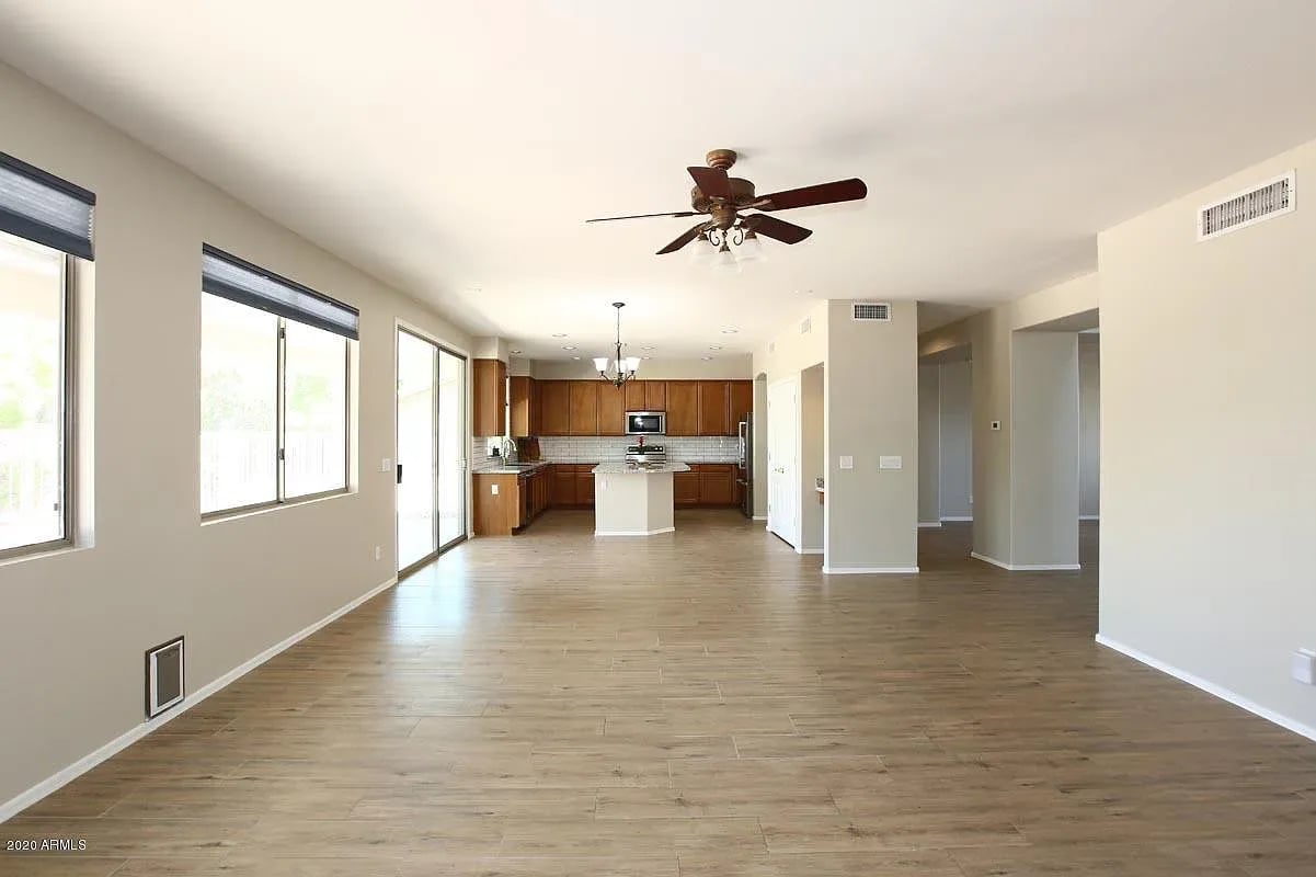 2630 S Bristol