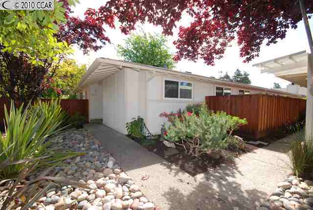 2674 Shadow Mountain Dr