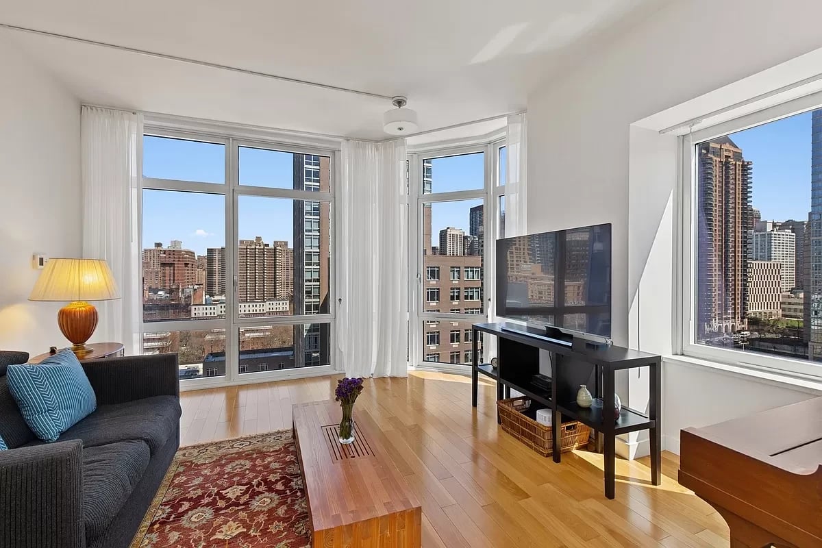 555 West 59th St Unit 18G