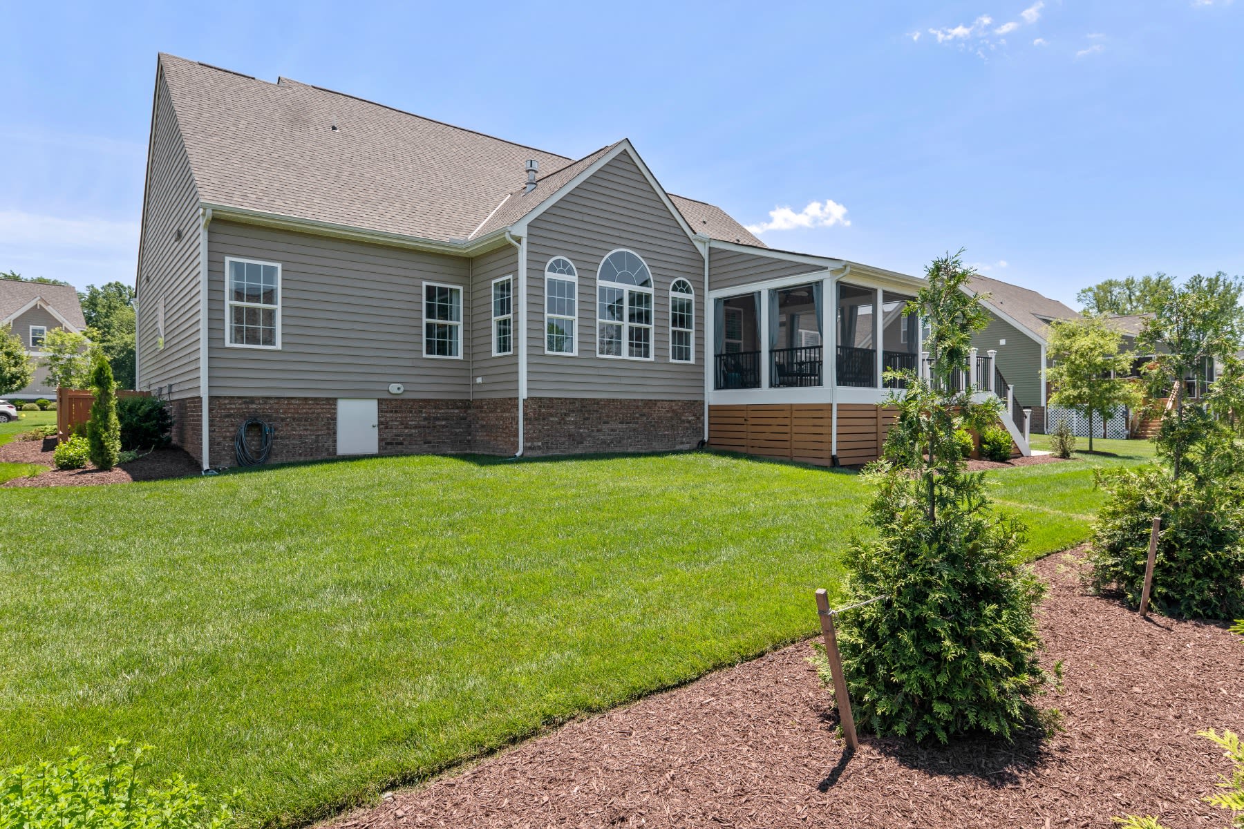 5542 Mossy Oak Road