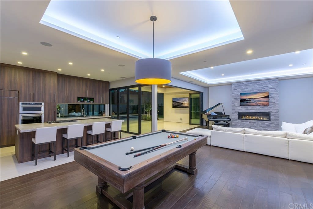 3011 Ceylon Road