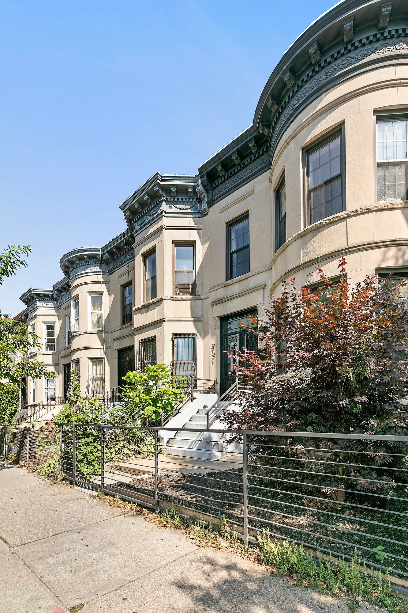 3121 Beverley Rd
