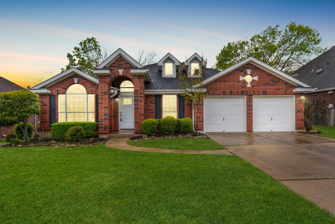 6117 Ginita Ln