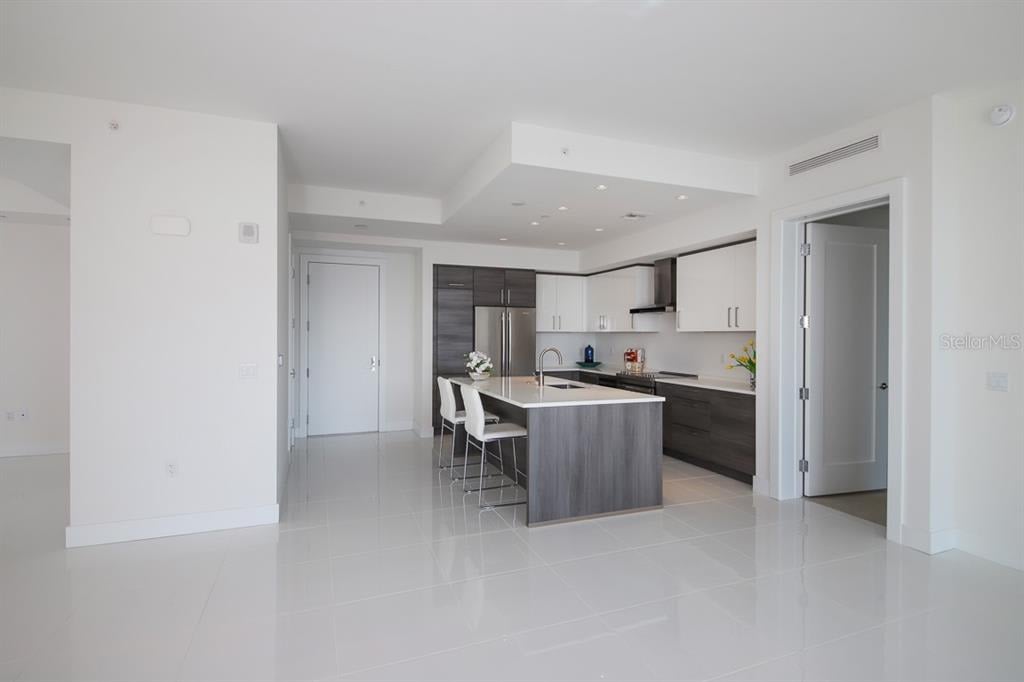 111 S Pineapple Ave Unit 812