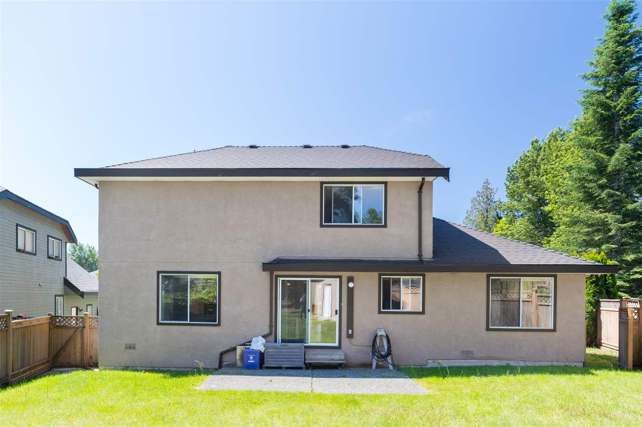 15717 106 Ave