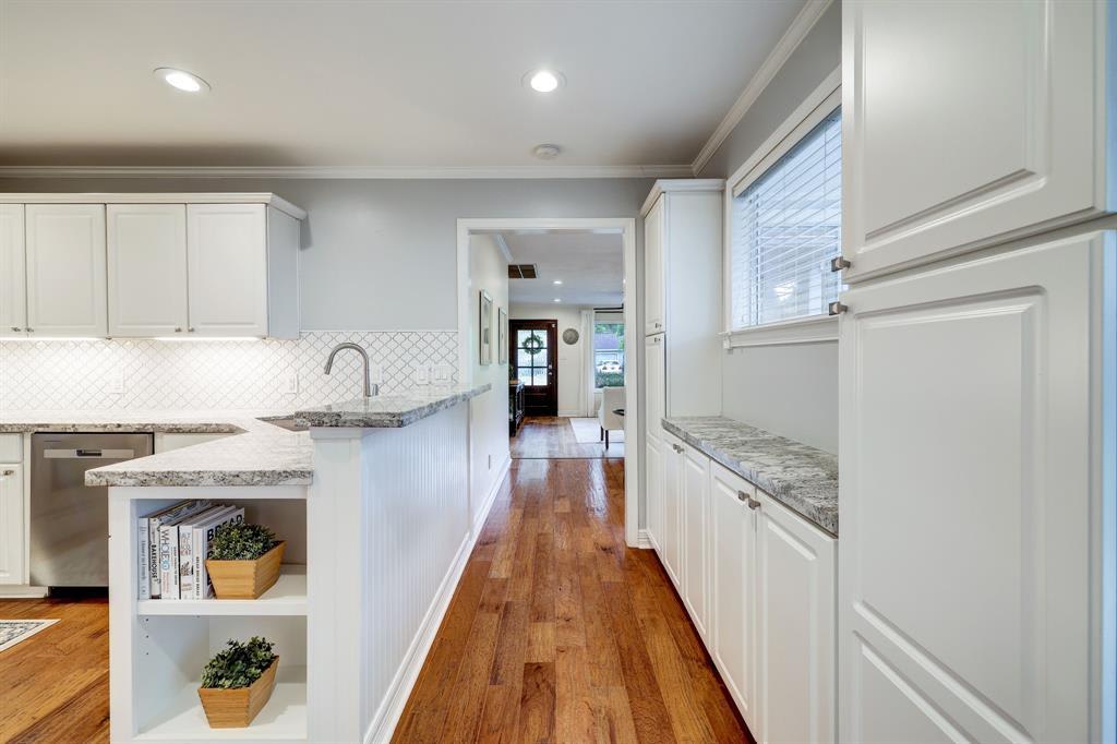 1706 Lamonte Ln
