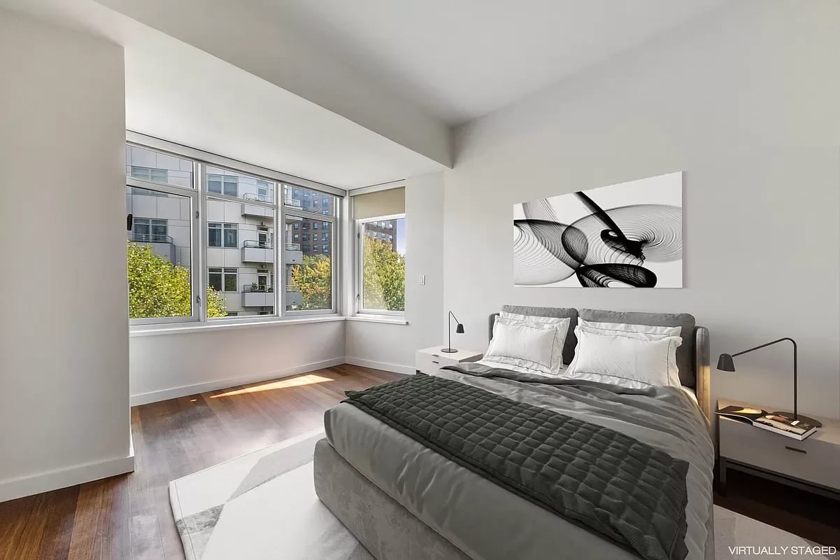 181 Clermont Ave #405