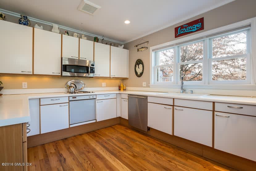 51 Forest Ave 5
