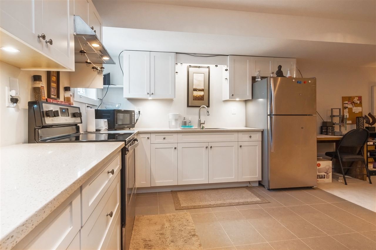 2259 165 St
