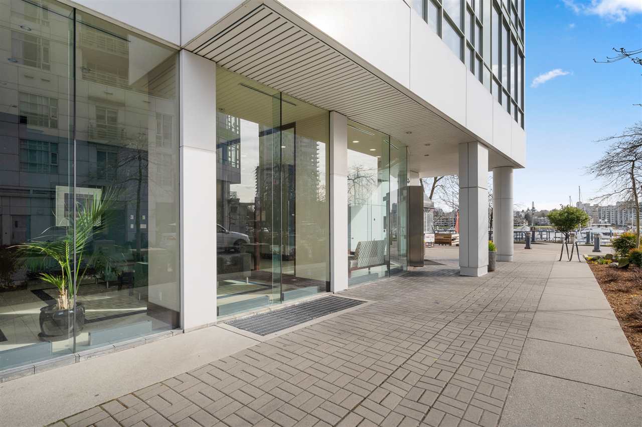502-1099 Marinaside Crescent, Vancouver