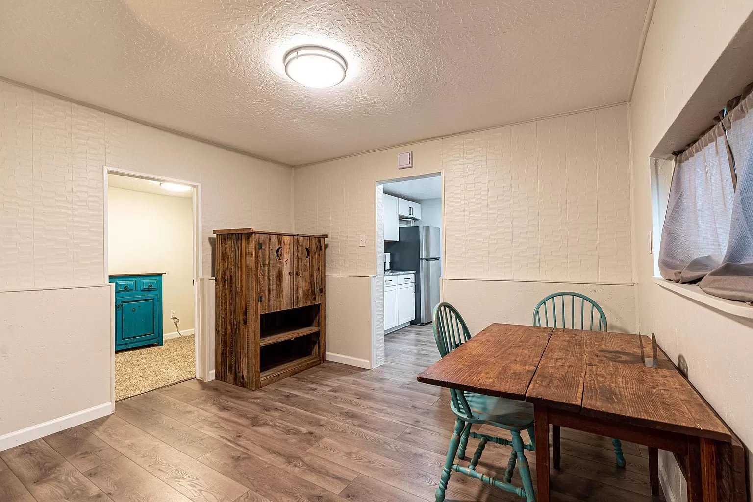 1019 Cerro Vista Rd SW