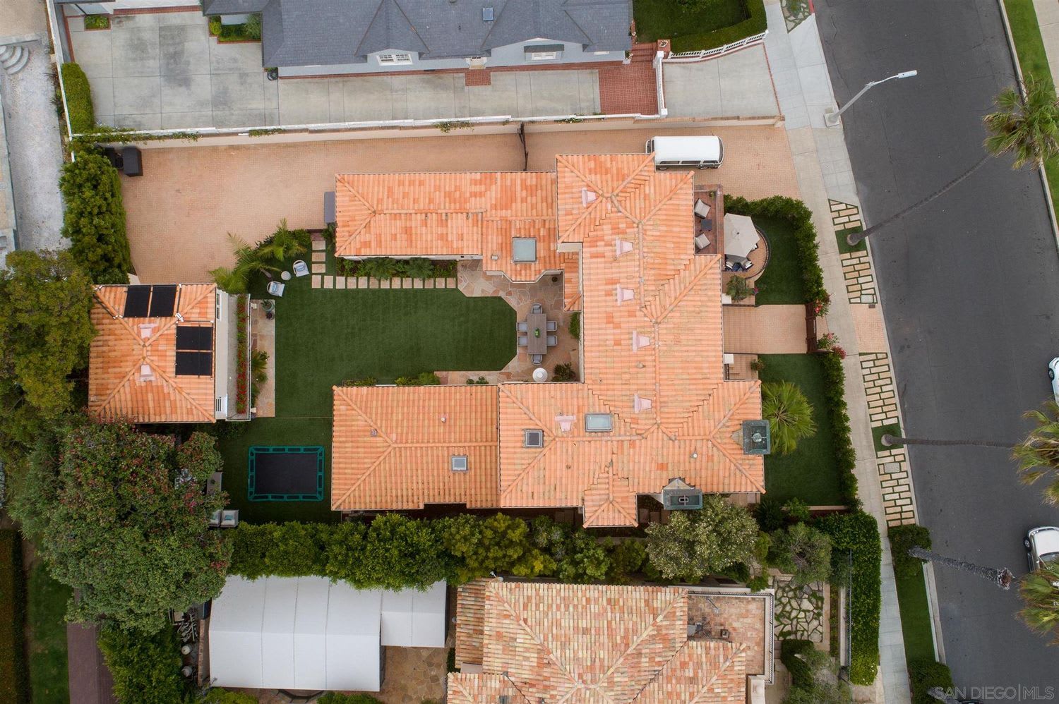 6331 Camino De La Costa