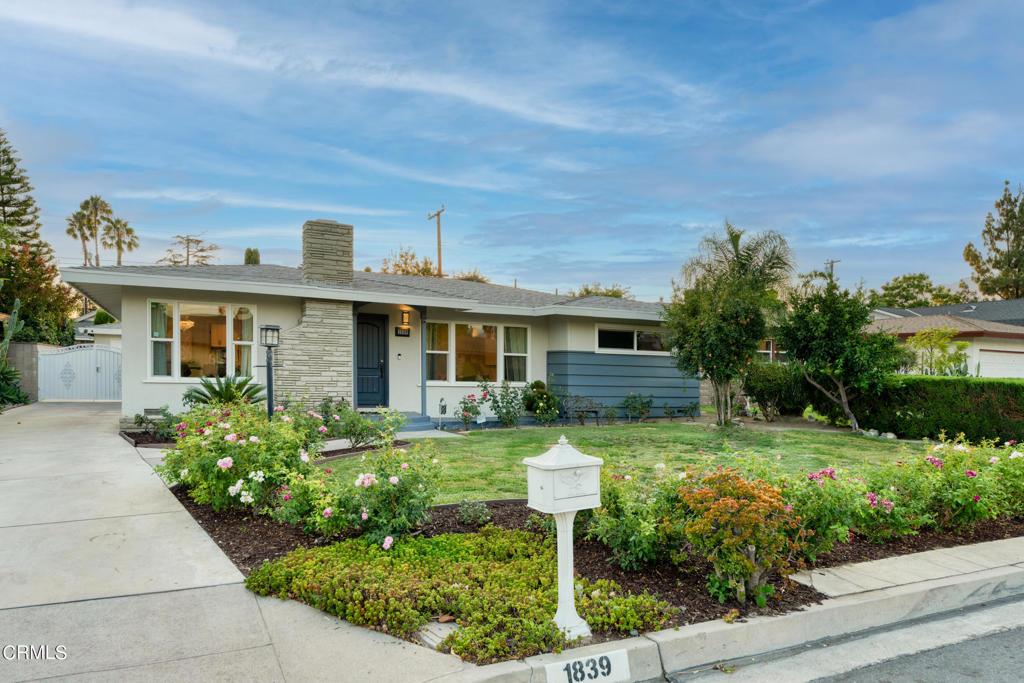  Charming Single-Level Traditional Home Located on Ninth Avenue, Monrovia