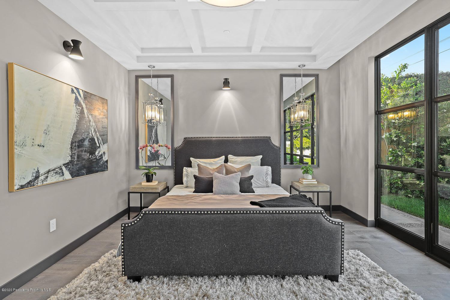 217 Lamour Dr