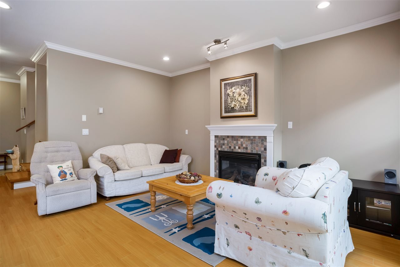 27-8717 159 St