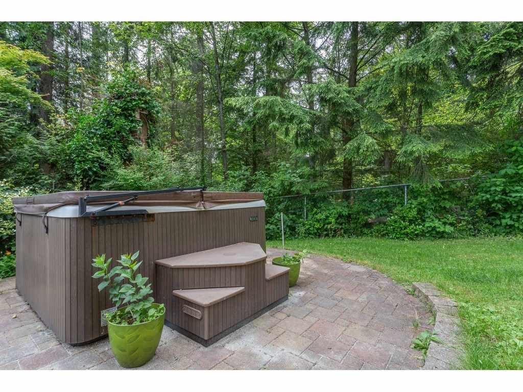 1307 Camellia Ct