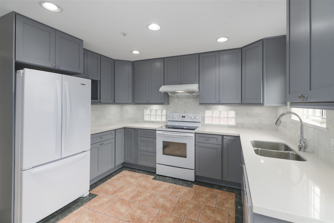 895 E 58th Ave