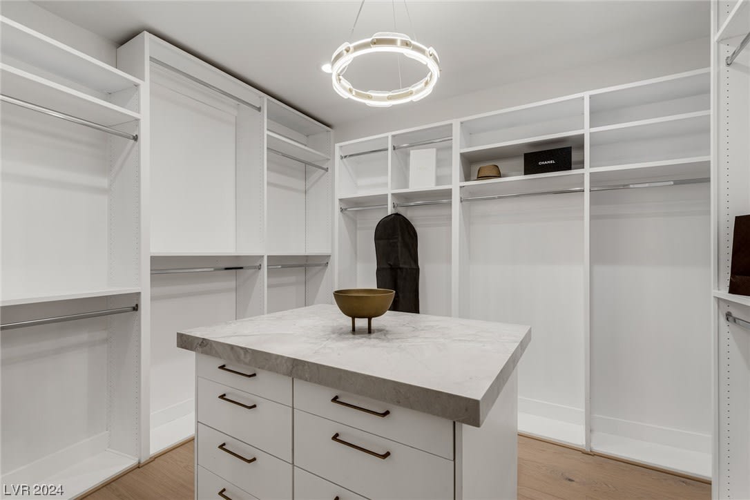 22 Anthem Pointe Ct