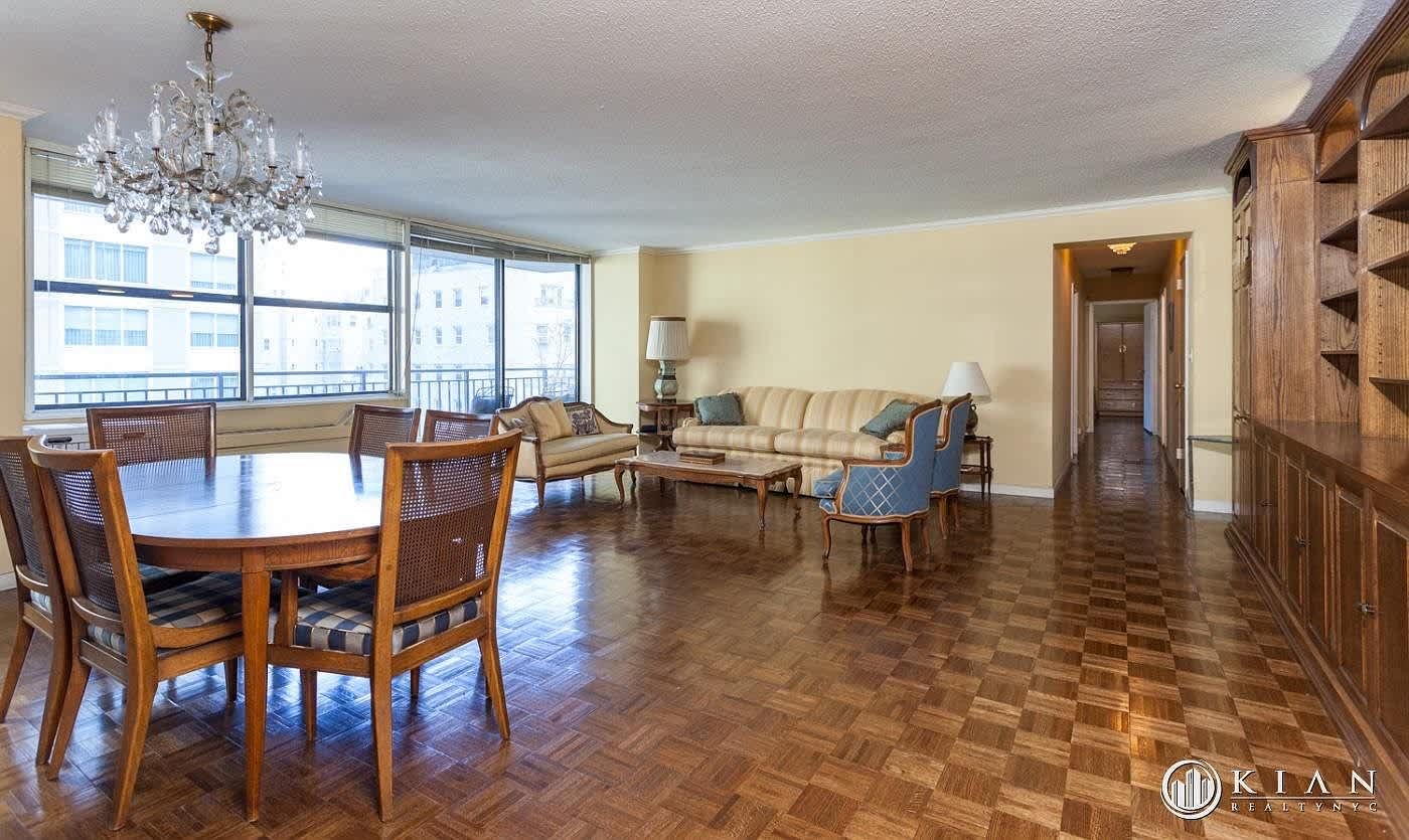 112 West 56th St #18N
