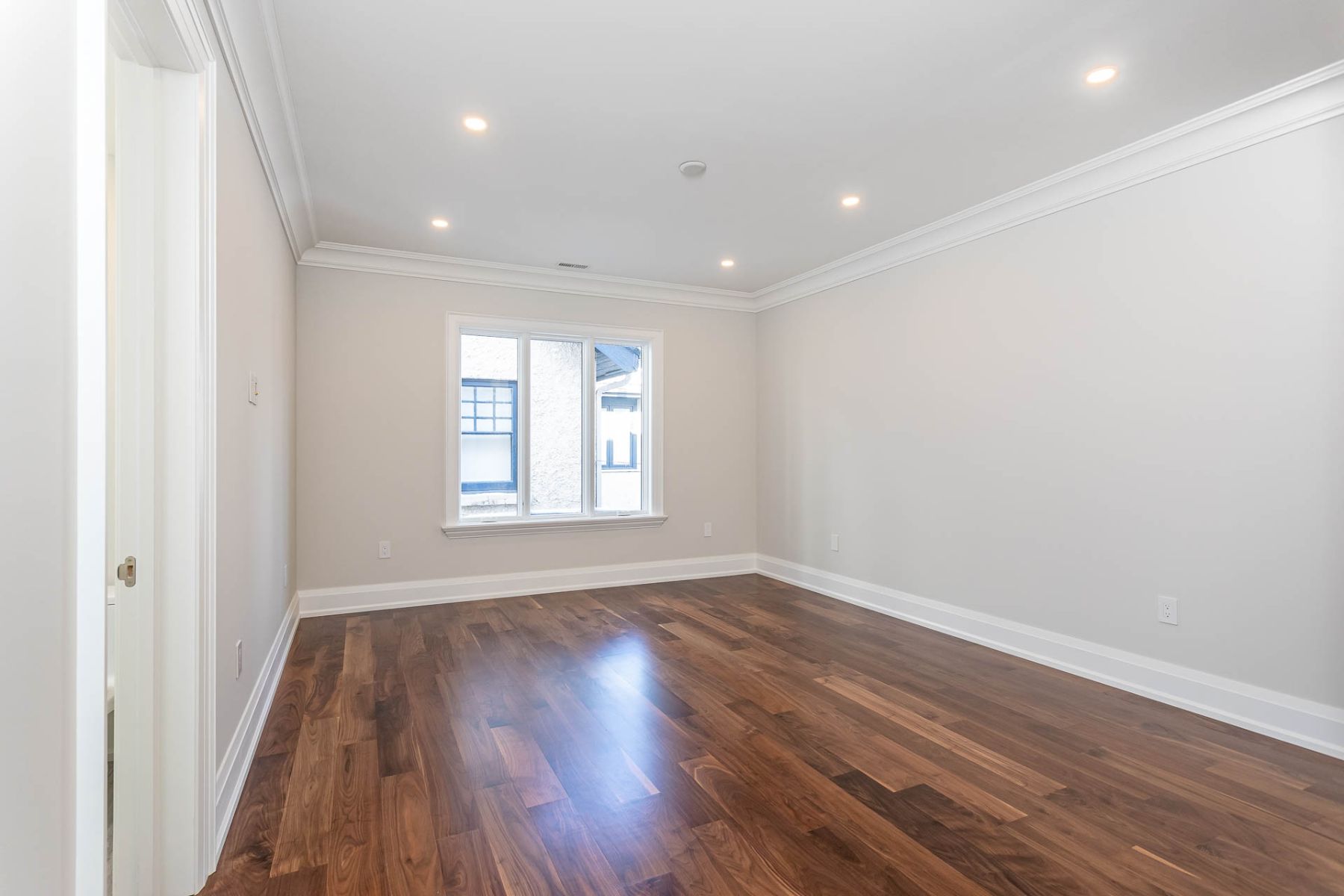 49 Dunvegan Rd