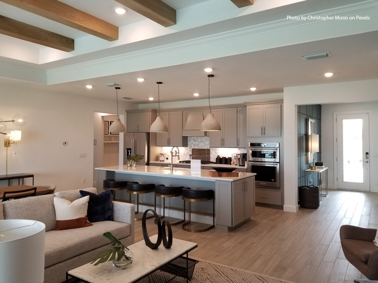 Realtors, home staging