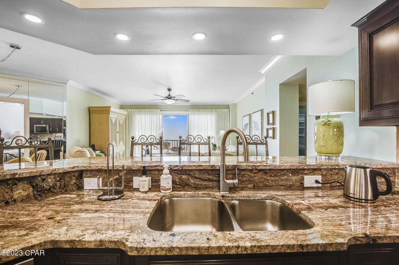 6323 THOMAS Drive Unit 802A