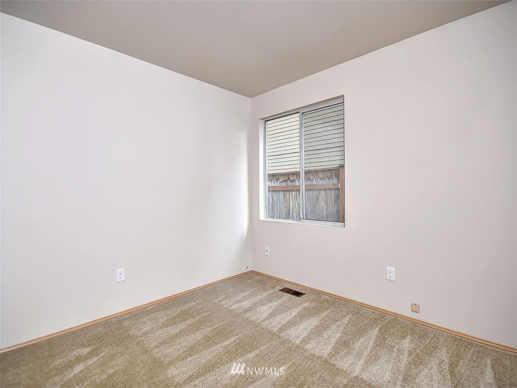 2117 162nd Pl SE