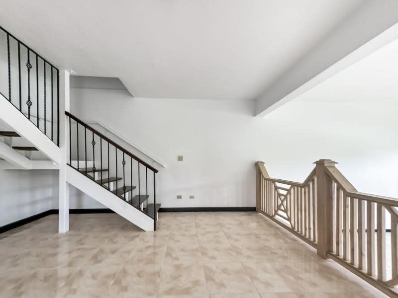 946 Horsepath 2 Bedroom Apartment