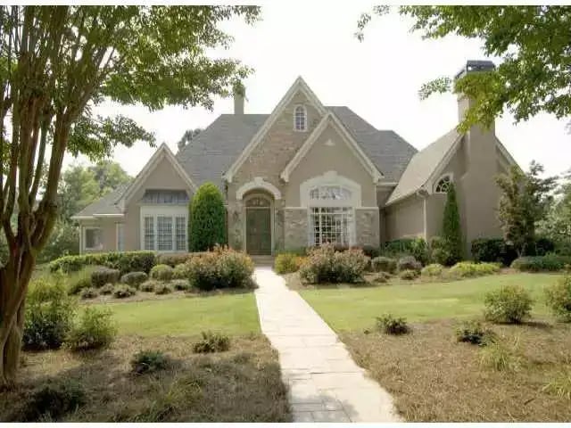 125 North Devereaux Court