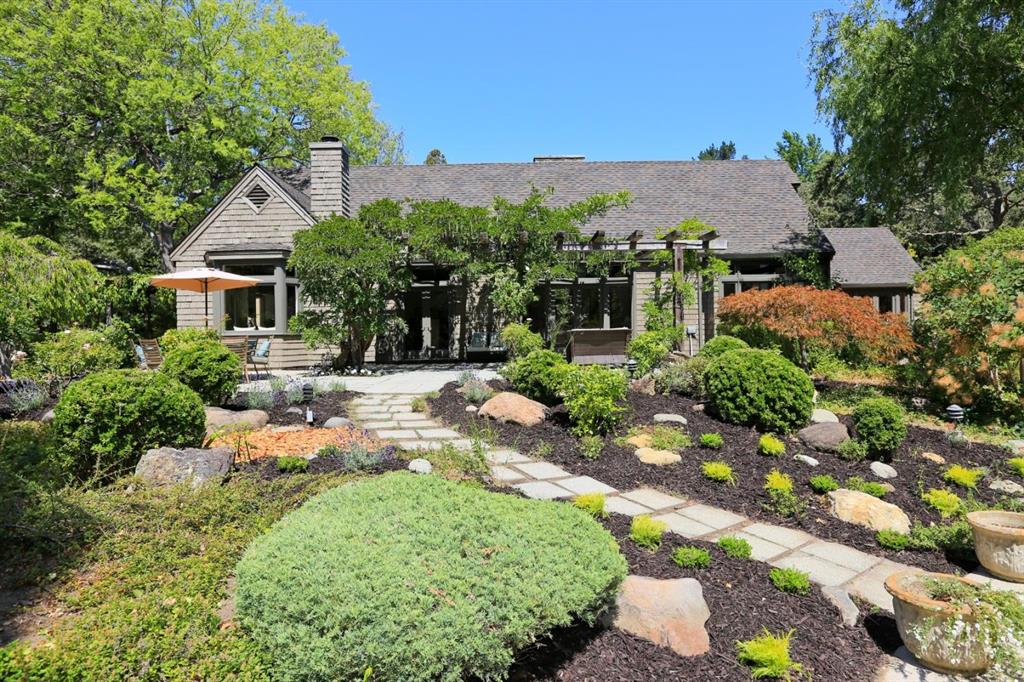 27 Sargent Ln