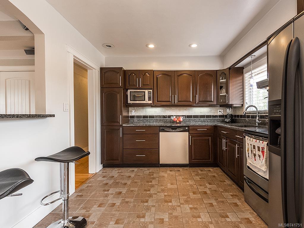 3913 Ansell Rd, Saanich