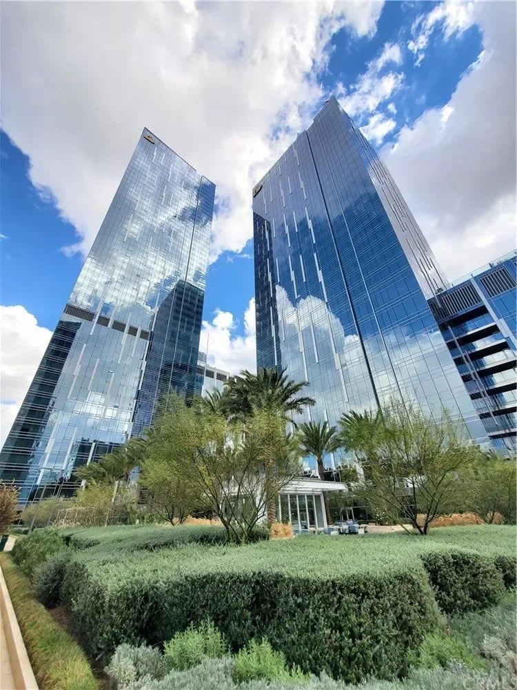 877 Francisco Street, Unit 1718