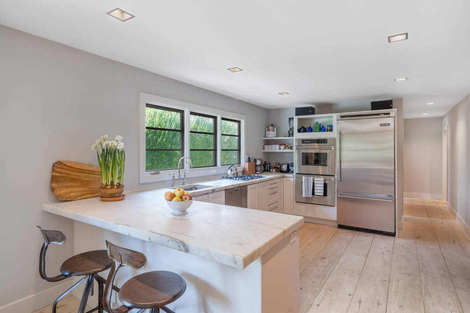 25 Sunset Dr