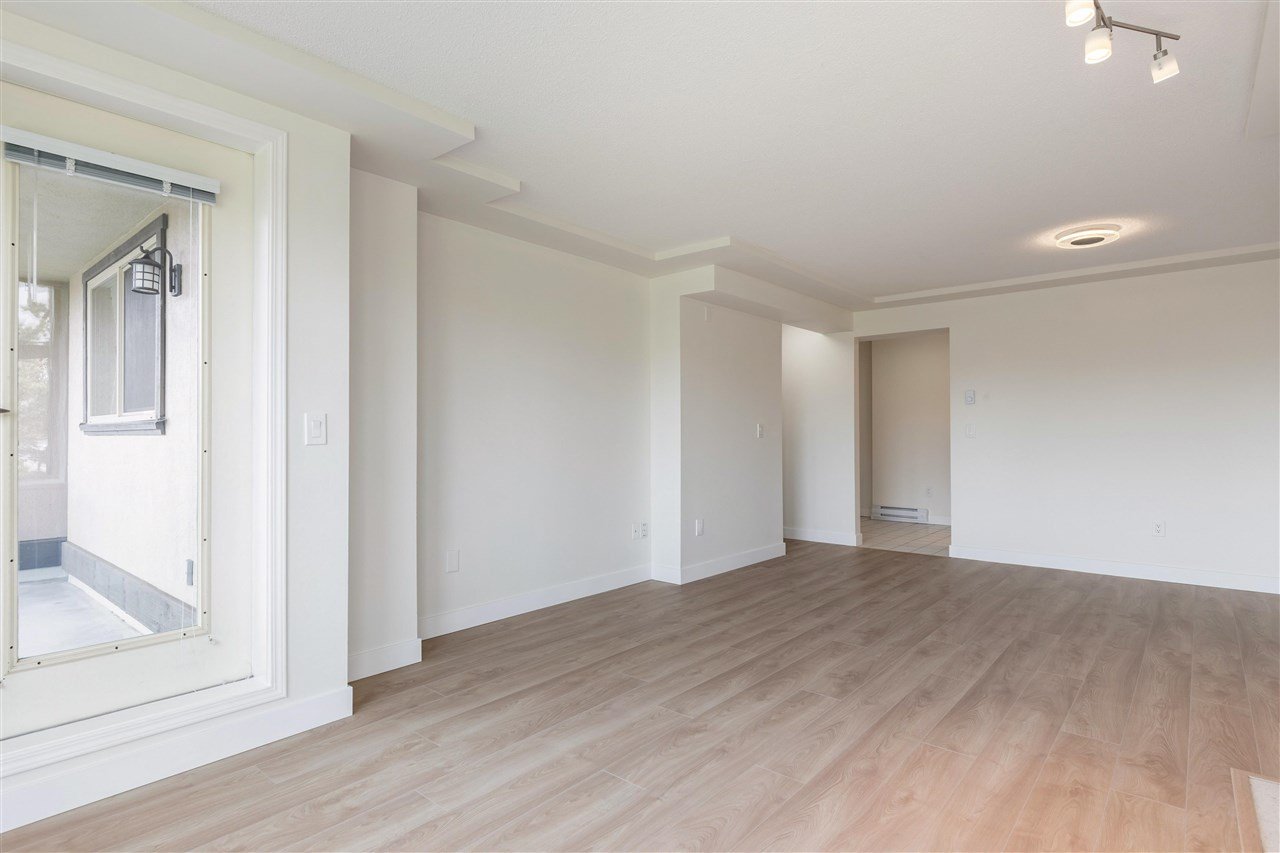 B401-4821 53 St