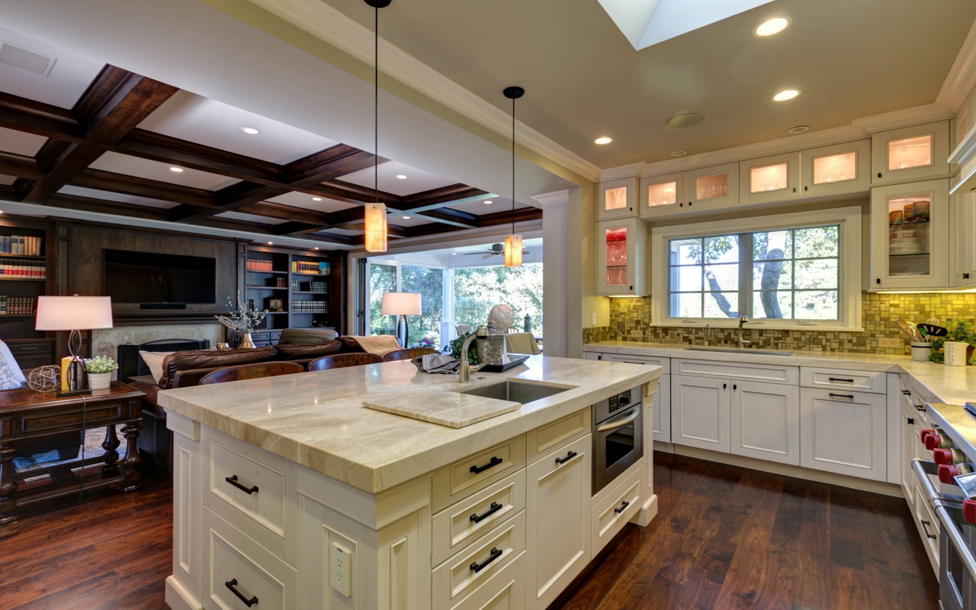 6 Abbott Ct