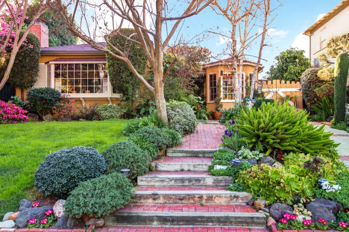 4053 Laurelgrove Ave, Studio City, CA