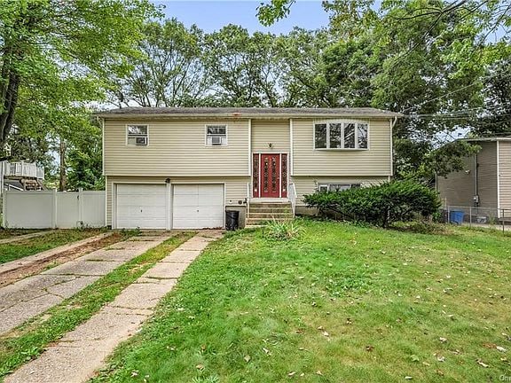 122 Stahley St