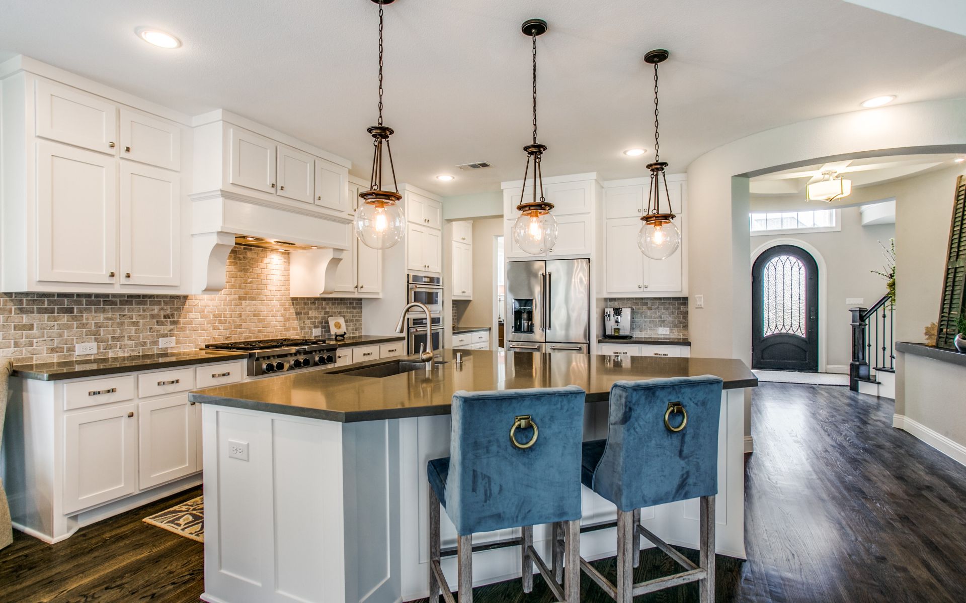 3587 Starling Drive