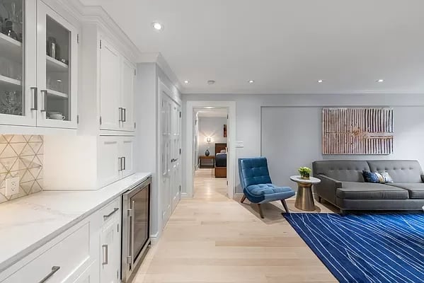 420 East 64th Street Unit: W5FG