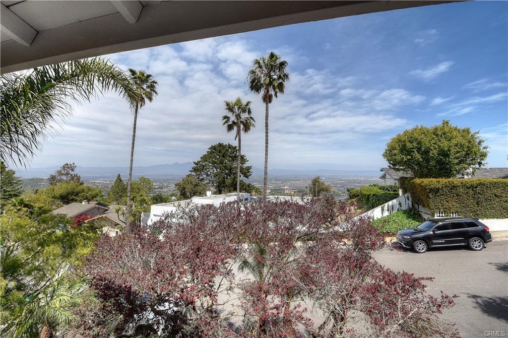 3043 Mountain View Drive