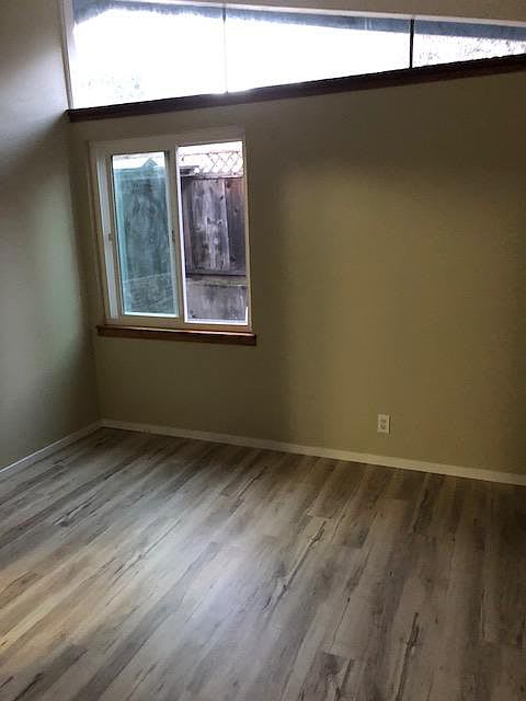 810 Rosita Rd