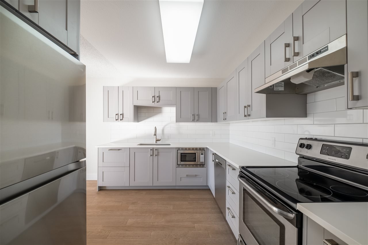 703-1442 Foster St