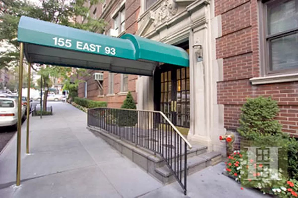 155 East 93rd Street Unit: 8E