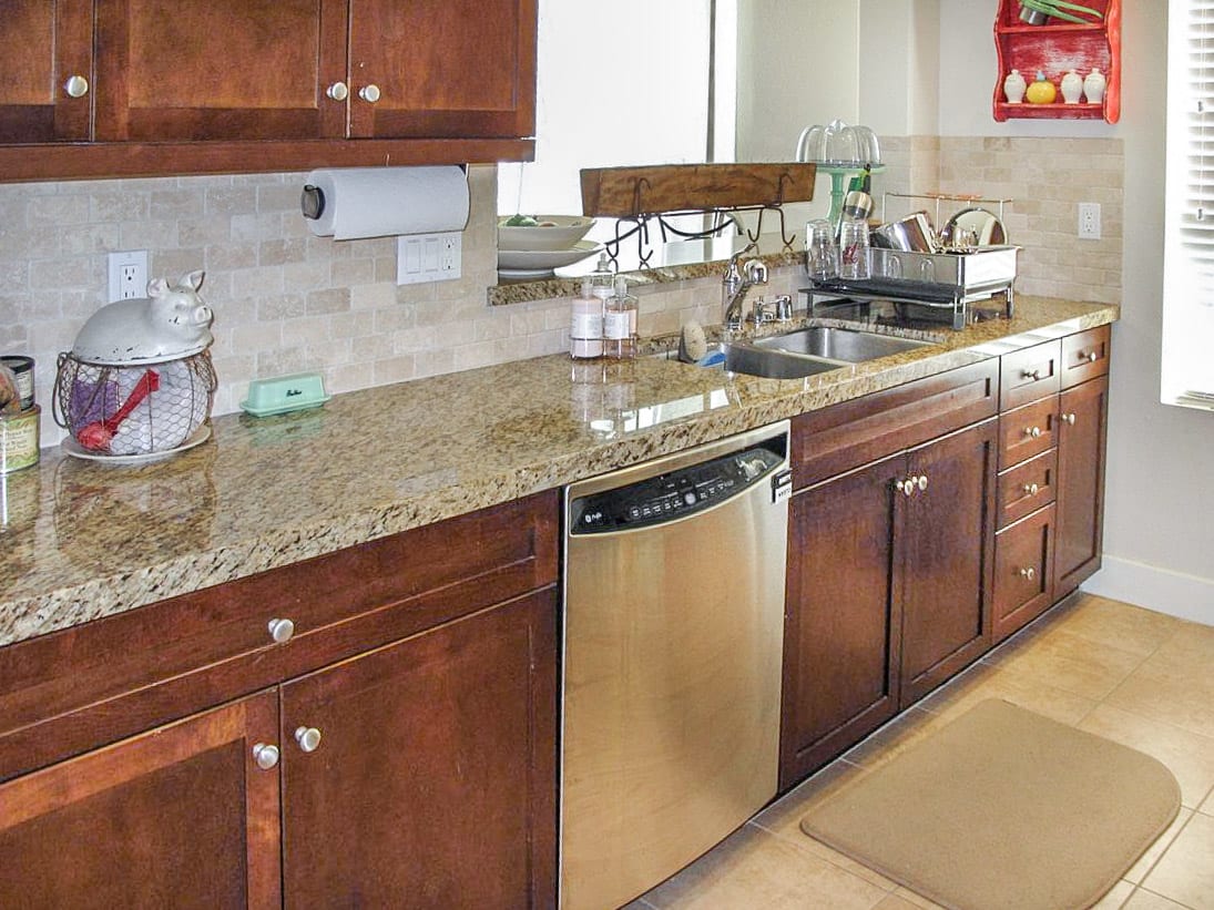 11115 Acama St 203, Studio City, CA