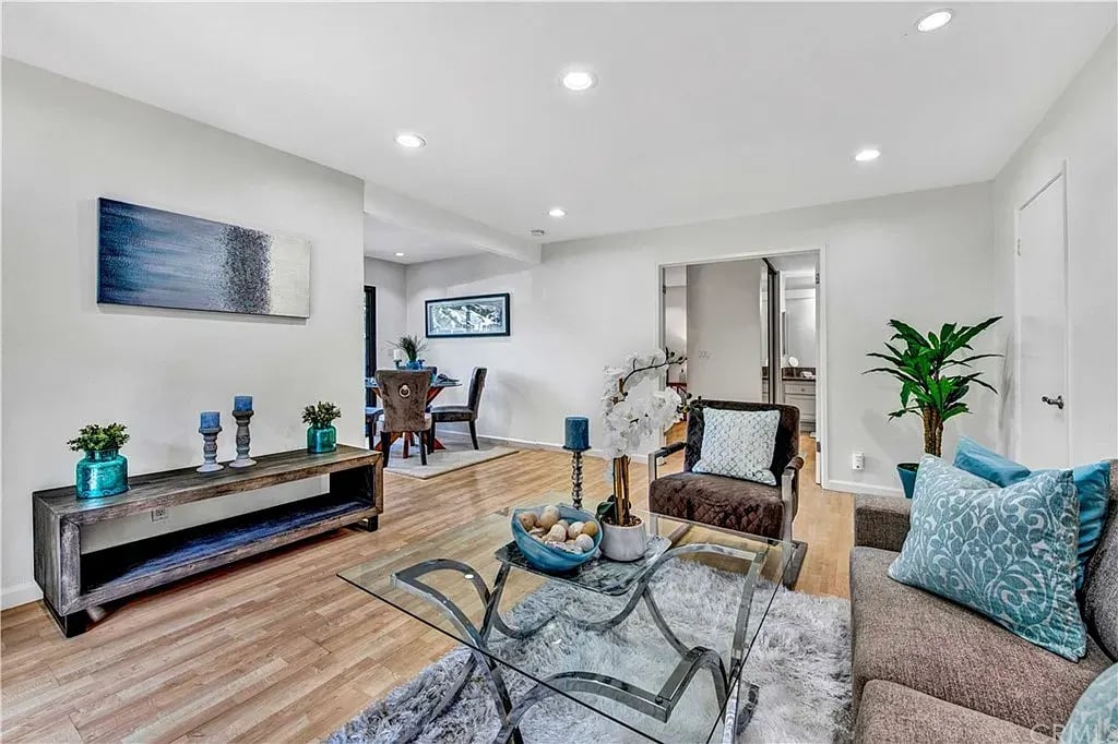 279 Streamwood