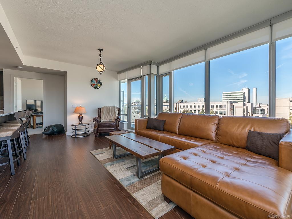 507-646 Michigan St