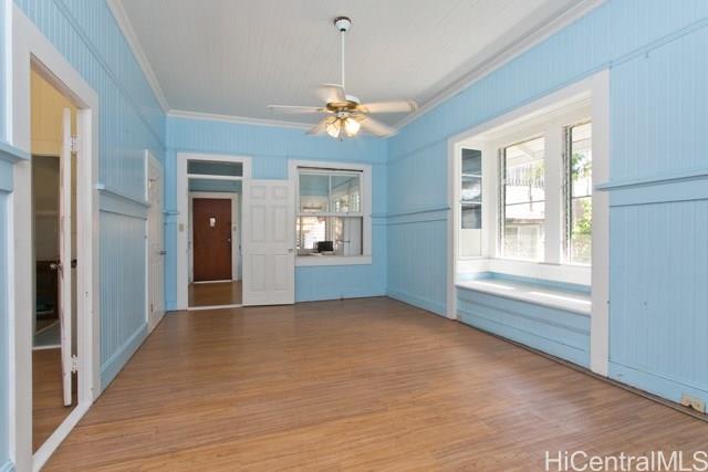 1122A 2nd Ave
