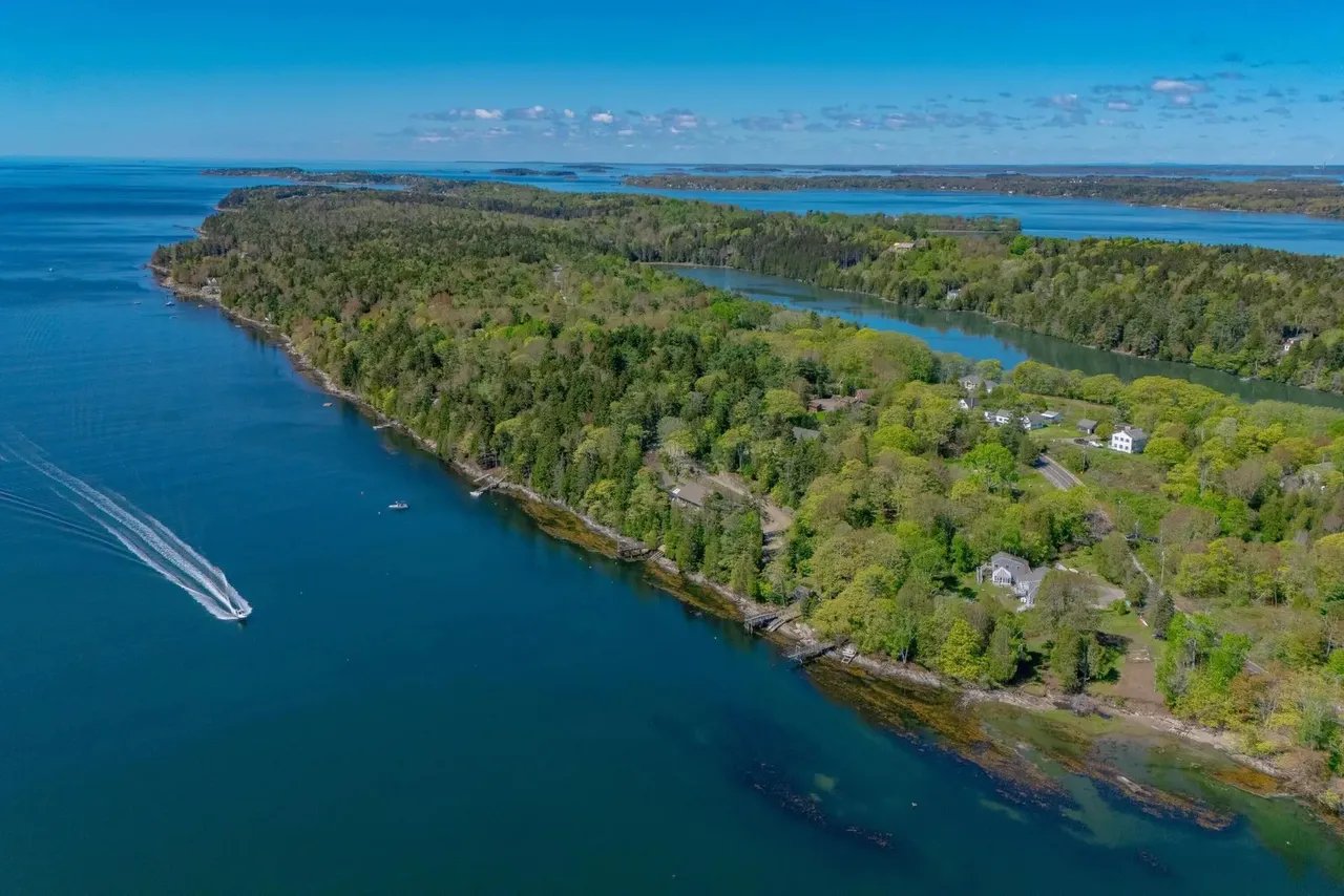 New Listing! 1241 Harpswell Islands Road, Harpswell, ME 04079 – $1,650,000