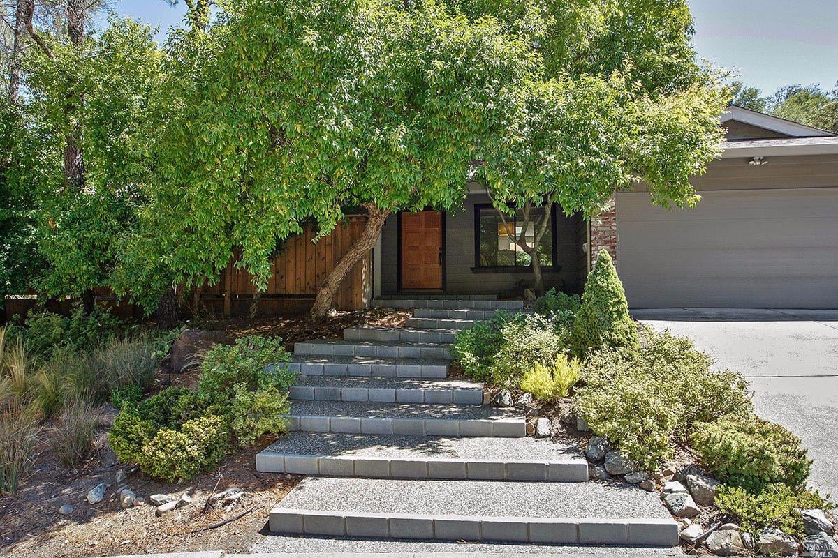 87 Santa Maria Dr